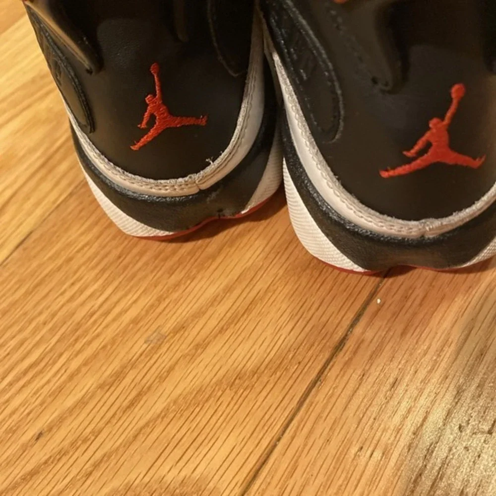 Air Jordan's  Boys 2.5Y 323432-067  White/Black ‎  3671